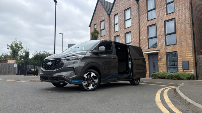 Ford Transit Custom 320 L1 Diesel Awd 2.0 EcoBlue 170ps H1 Van Sport Auto - Image 38